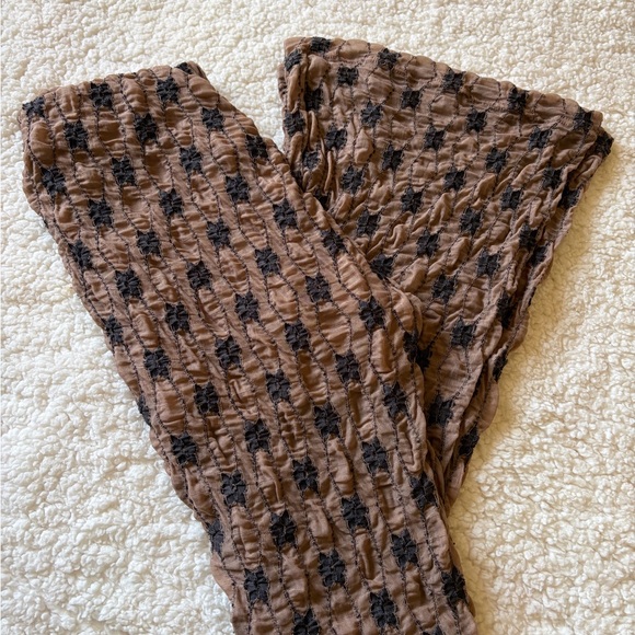 Brand new without tag Free People Margo lace overlay flare pants size XS. - Picture 6 of 8